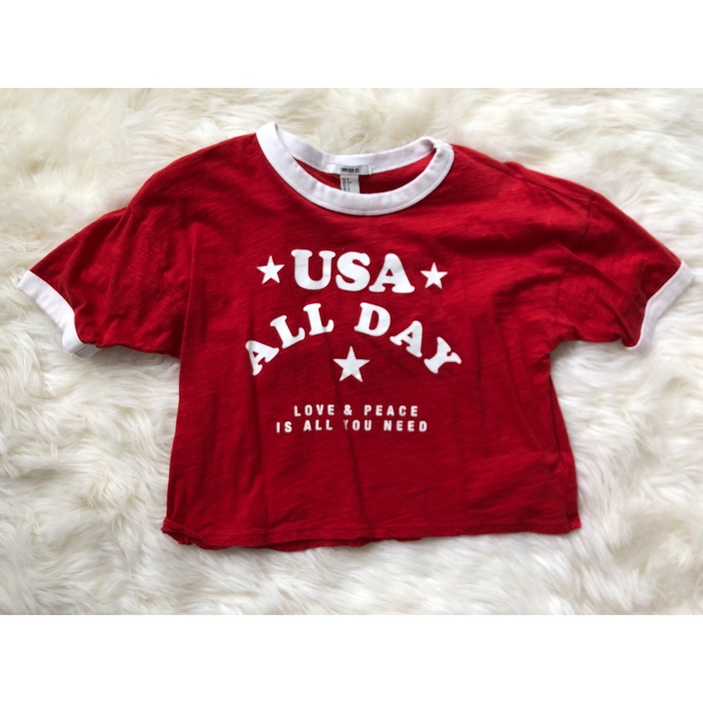 Forever 21 *USA all day* red crop tee